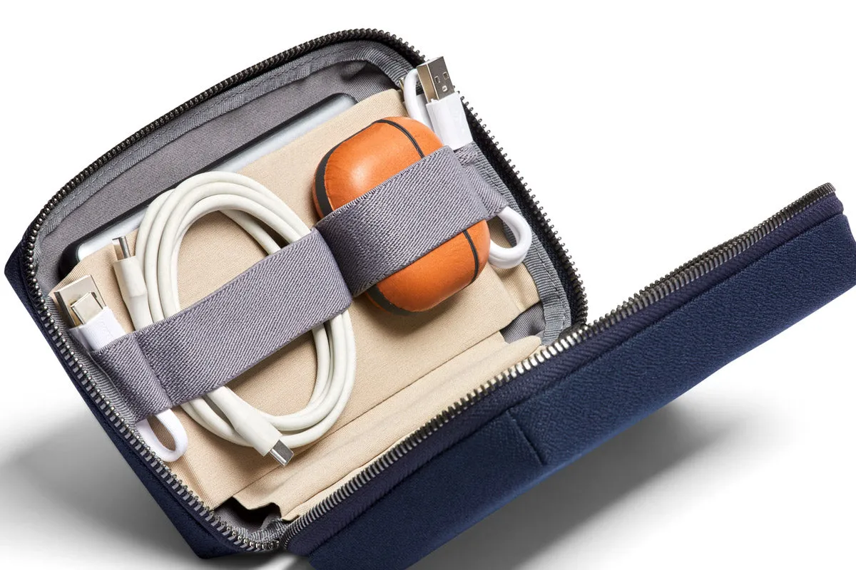 Bellroy Tech Kit Compact in Navy