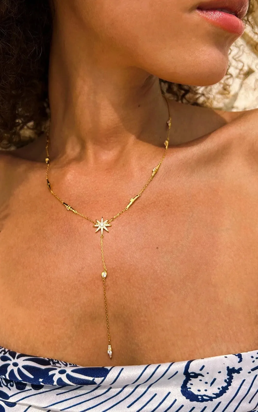 Shine Star Golden Necklace & Bracelet Set